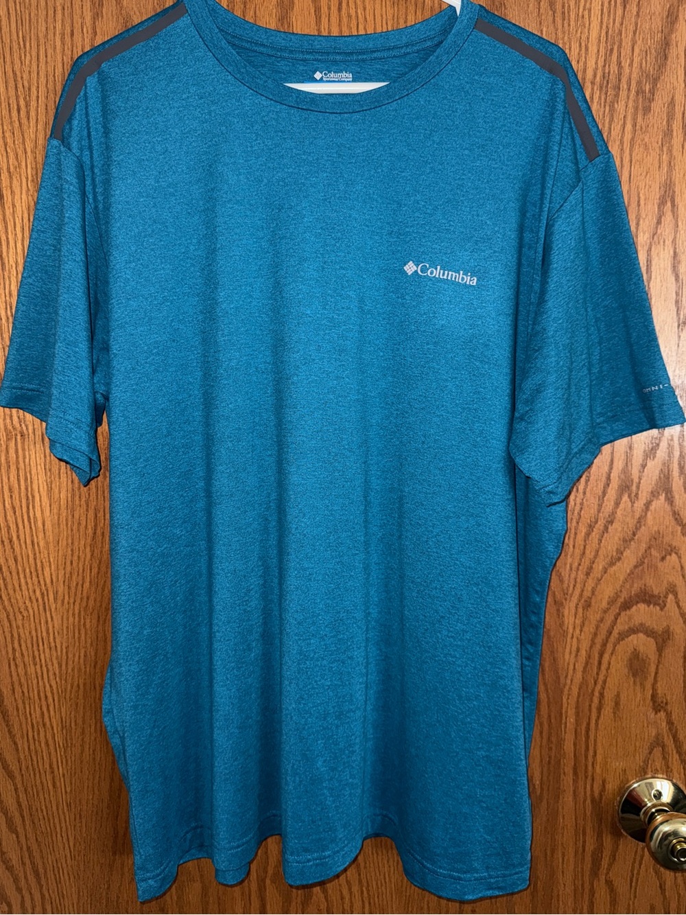 Columbia Teal Blue T-Shirt Omni-Shade Workout Shirt Short Sleeves Men's Size XL
